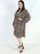 Sukienka plus size z dekoltem V i wiązaniem – lekka sukienka damska XXL z elastyczną talią Stylowa XL
