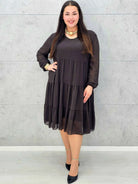 Sukienka plus size z falbanami – czekoladowa, bordowa i czarna Stylowa XL - Stylowa XL