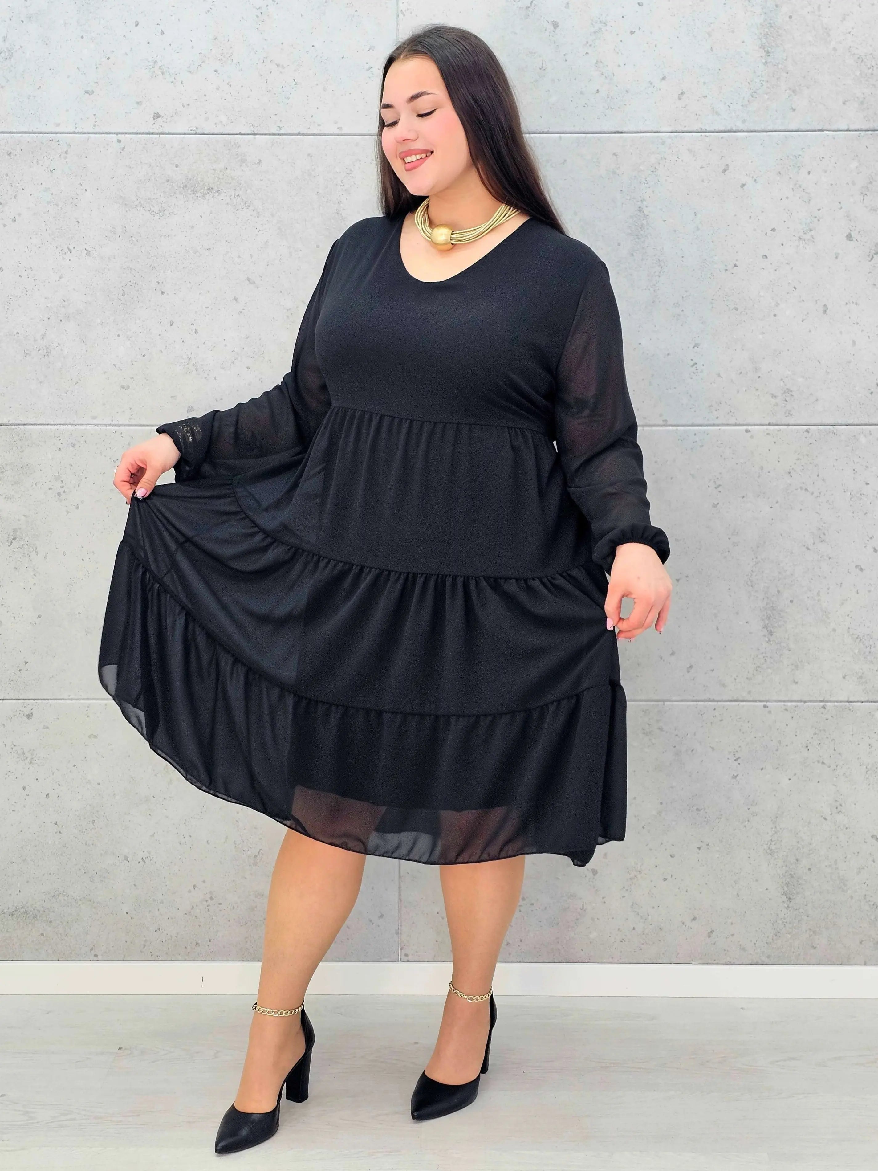 Sukienka plus size z falbanami – czekoladowa, bordowa i czarna Stylowa XL - Stylowa XL