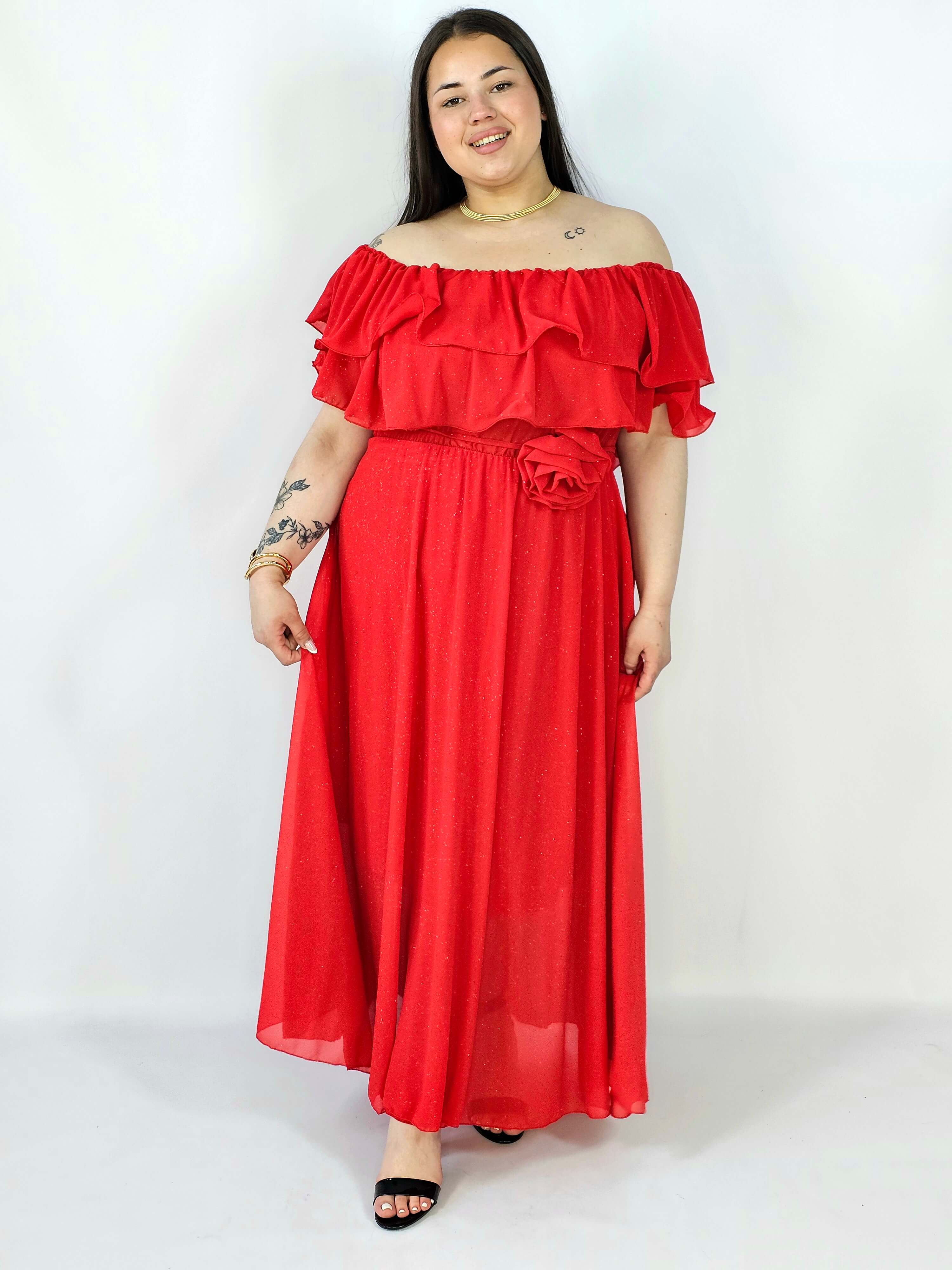 Sukienka plus size z falbanami i subtelnym połyskiem – efekt WOW XXL Stylowa XL
