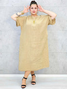 Sukienka plus size z luźnym fasonem i efektownym wiązaniem na plecach Stylowa XL