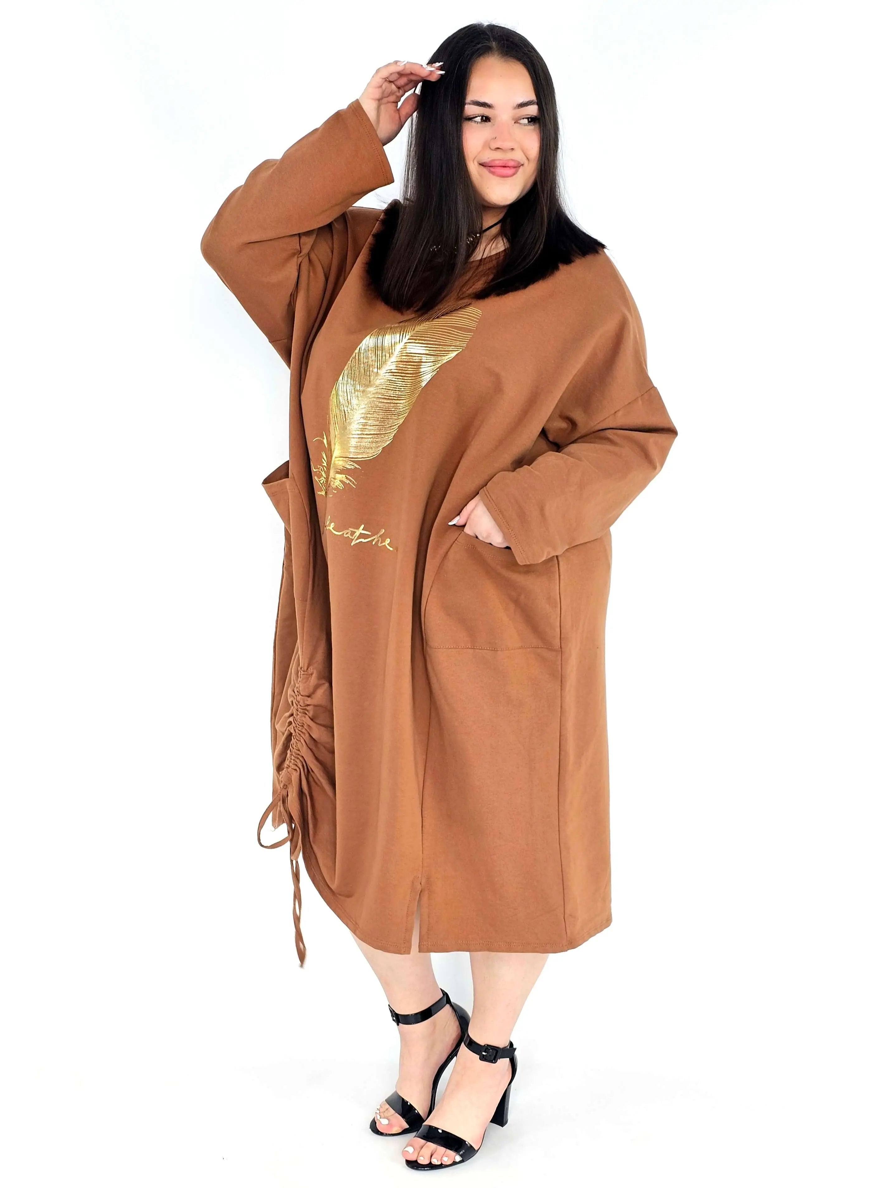 Sukienka plus size z nadrukiem pióra – modna sukienka XXL oversize Stylowa XL