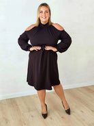 Sukienka plus size z odkrytymi ramionami Stylowa XL