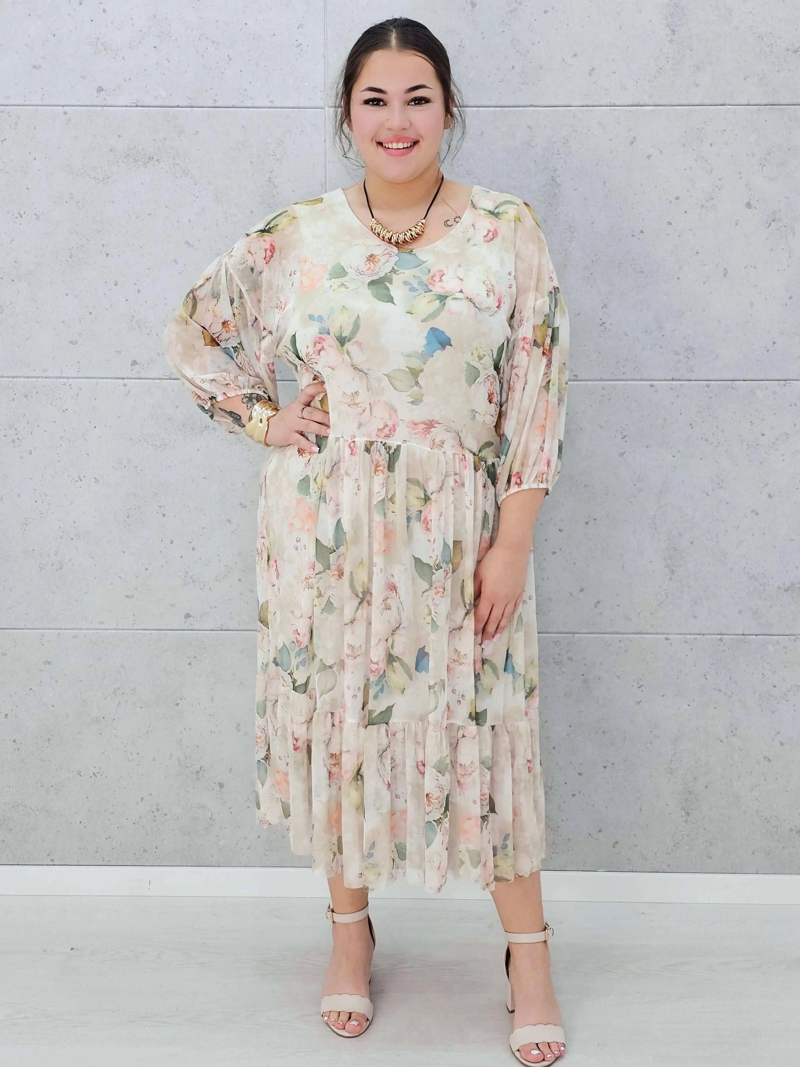 Sukienka siateczkowa w kwiaty Stylowa XL