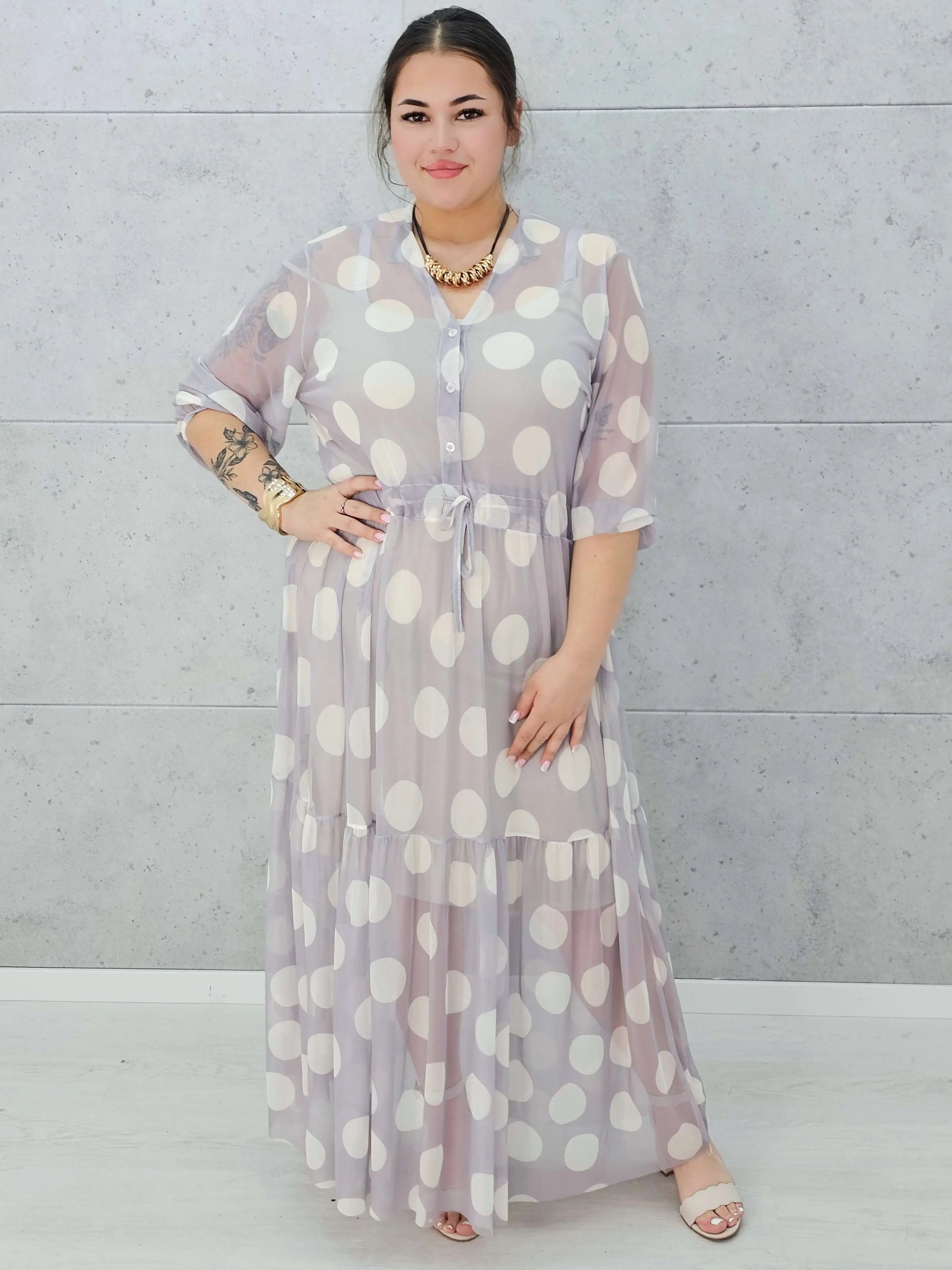 Sukienka siateczkowa z wzorem po całości i wiązaniem w tali - w kilku kolorach Stylowa XL