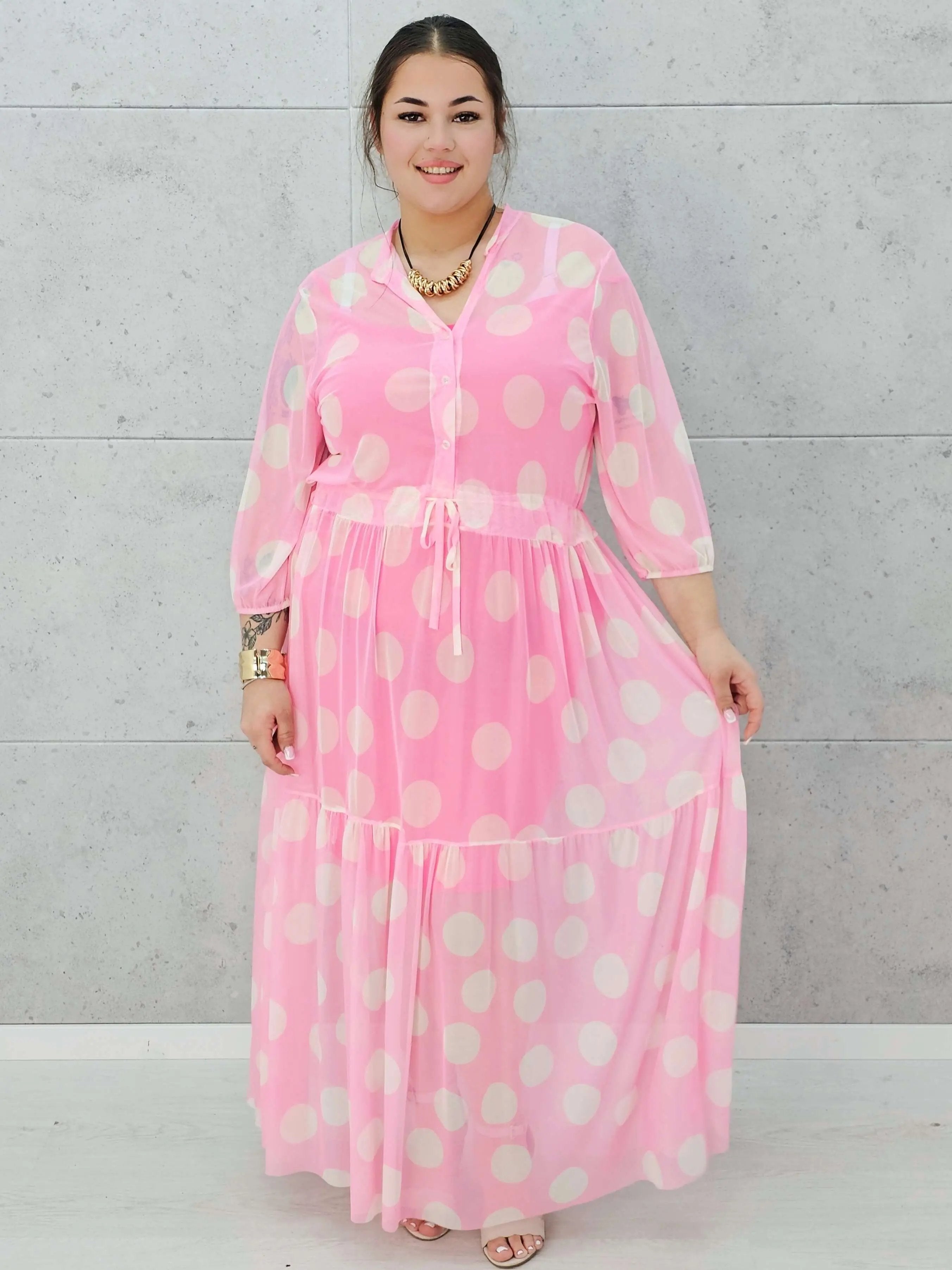 Sukienka siateczkowa z wzorem po całości i wiązaniem w tali - w kilku kolorach Stylowa XL