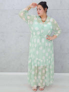 Sukienka siateczkowa z wzorem po całości i wiązaniem w tali - w kilku kolorach Stylowa XL