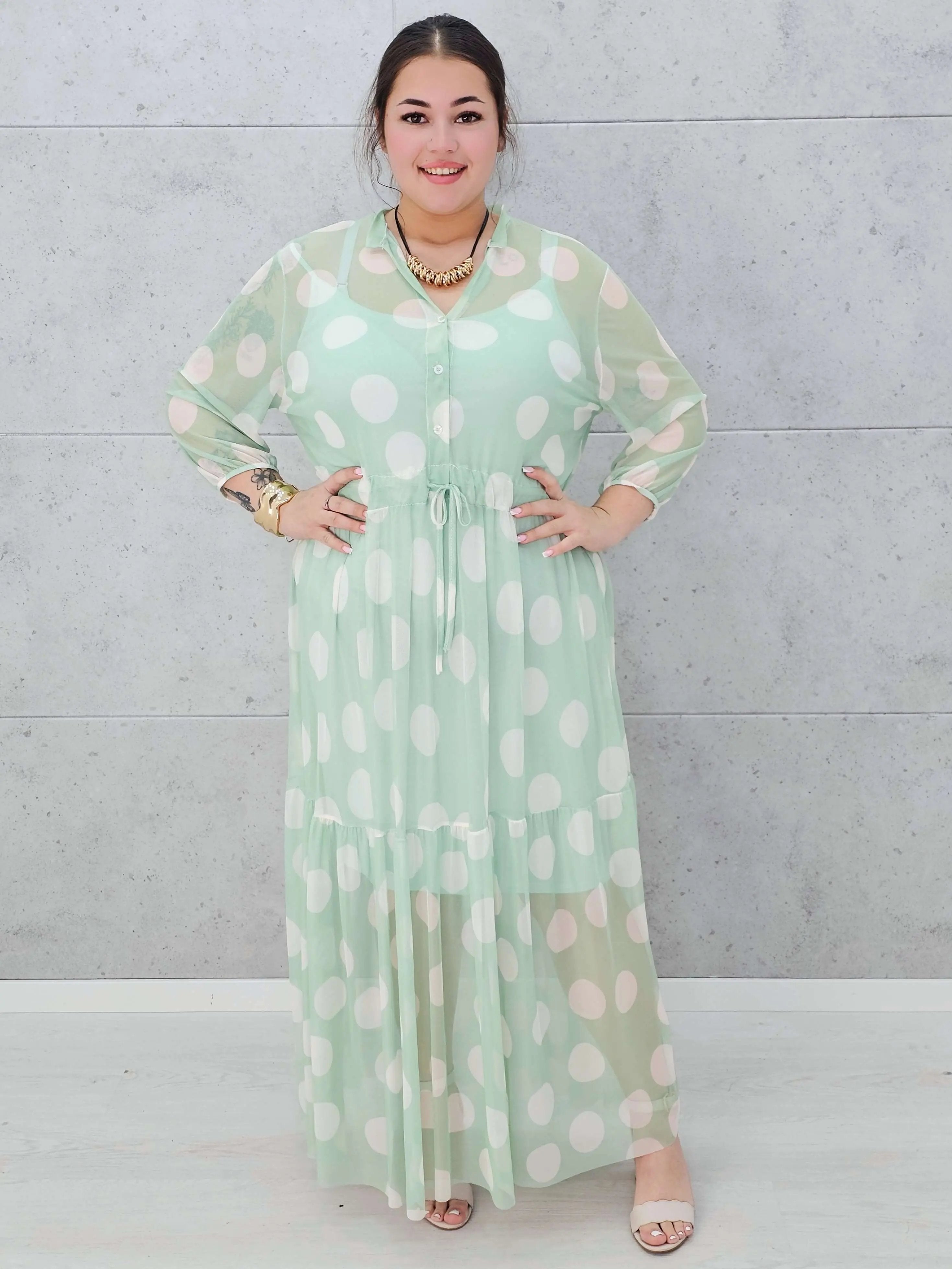 Sukienka siateczkowa z wzorem po całości i wiązaniem w tali - w kilku kolorach Stylowa XL