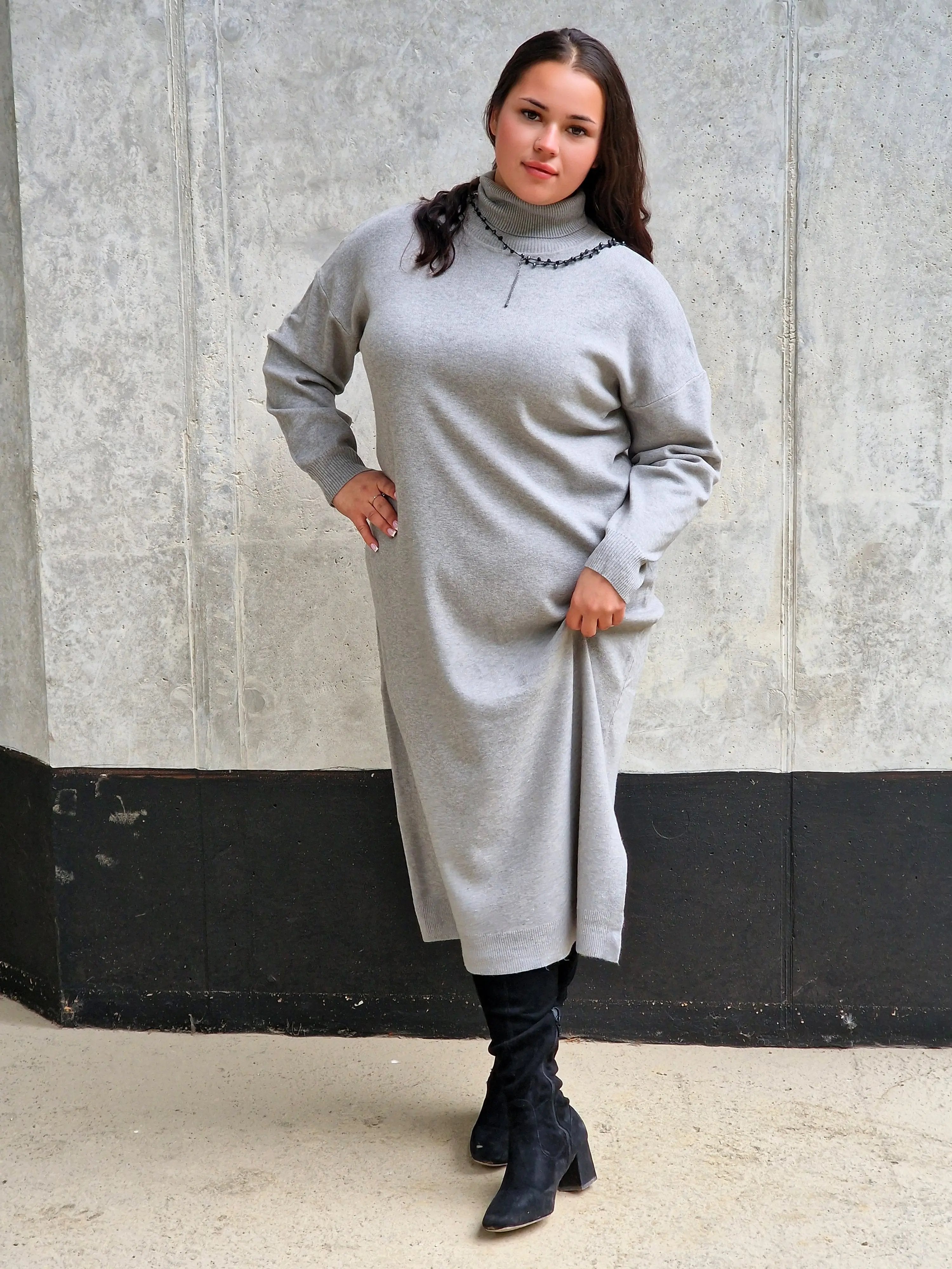 Sukienka sweterkowa półgolf Stylowa XL