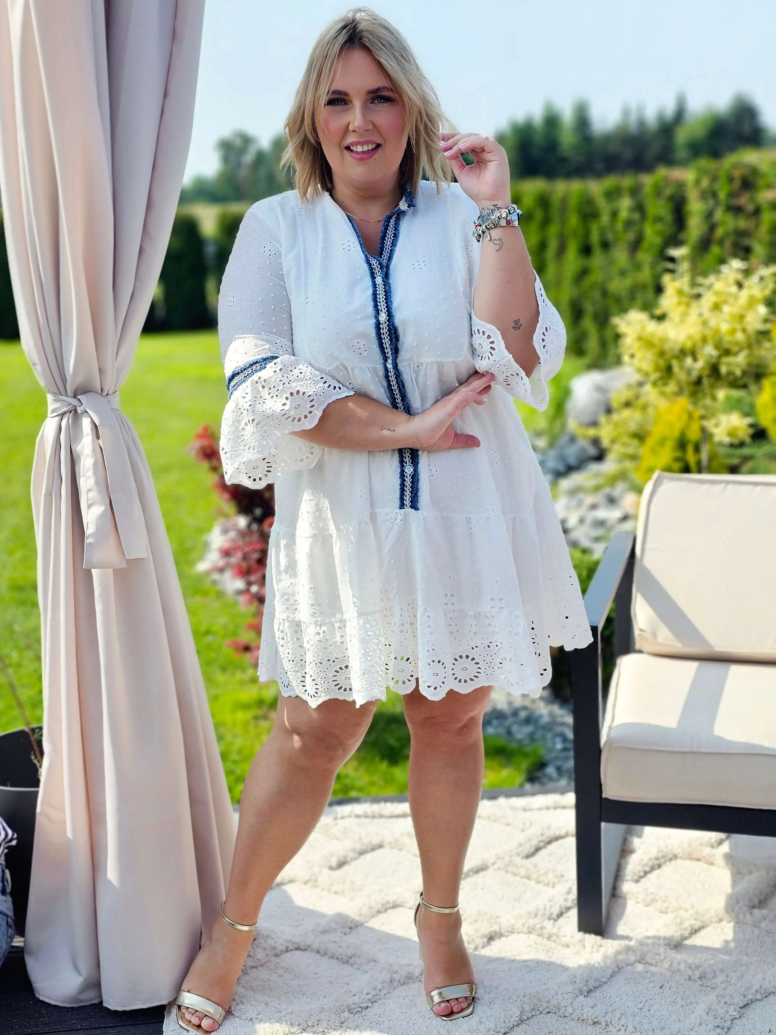 Sukienka w stylu boho z ażurowymi detalami Stylowa XL