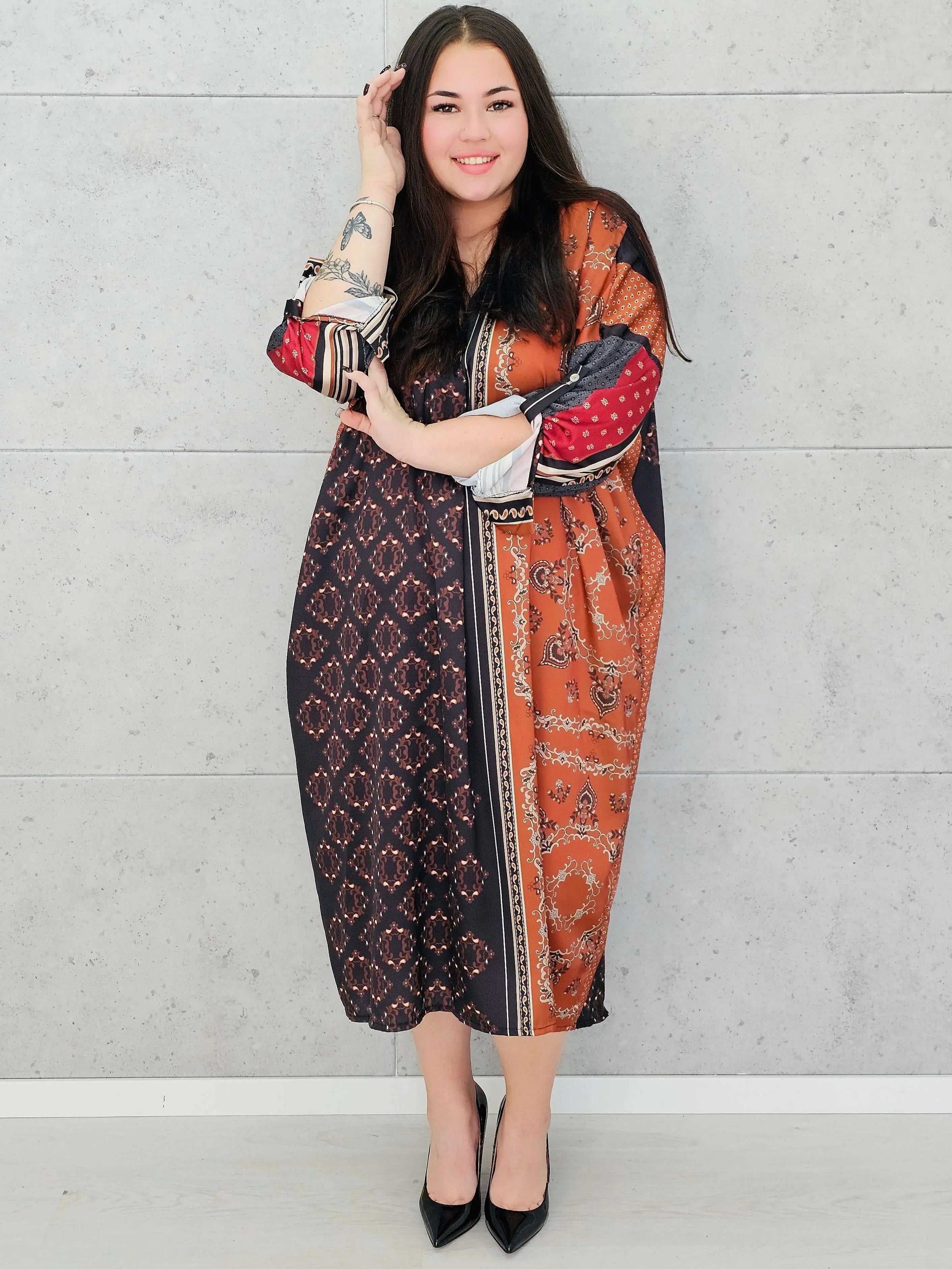 Sukienka w stylu boho z lekkiego materiał – moda dla kobiet plus size Stylowa XL