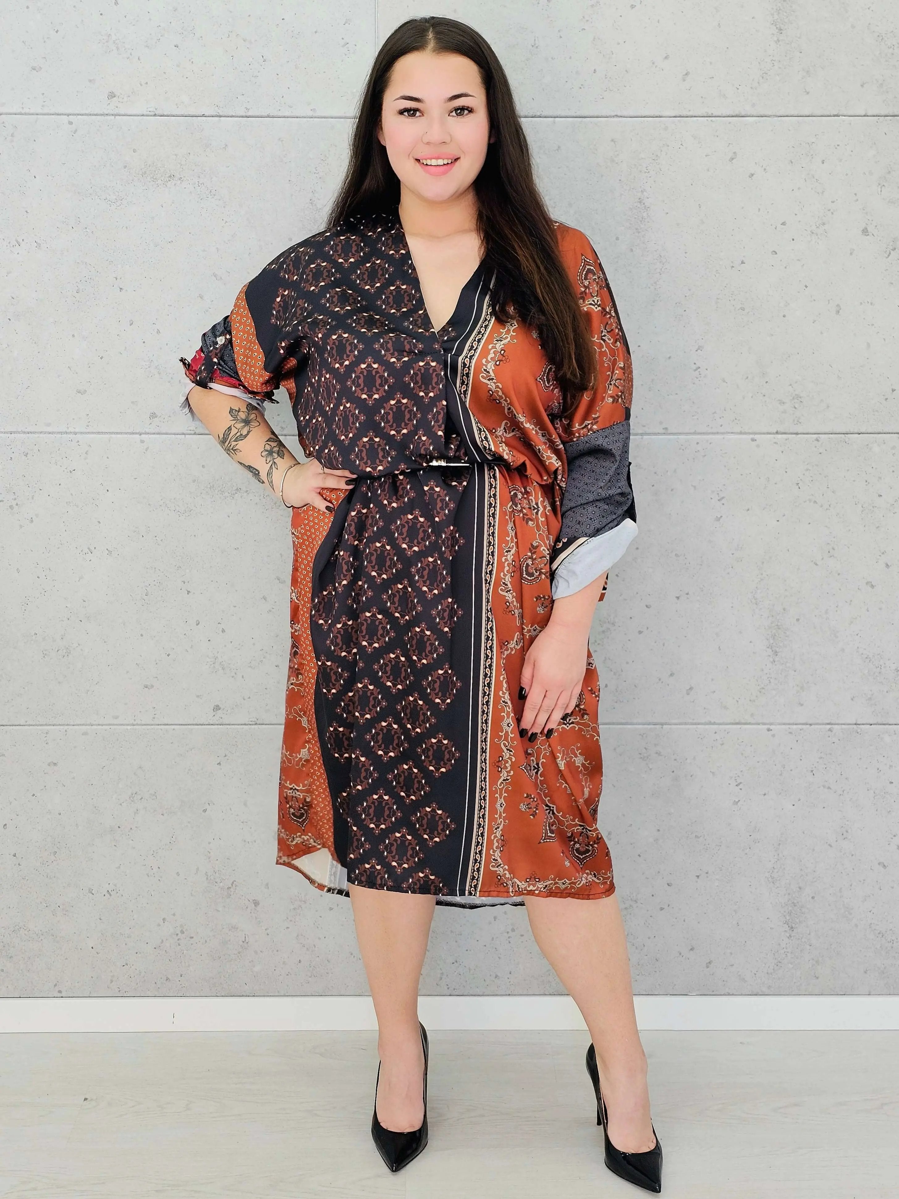 Sukienka w stylu boho z lekkiego materiał – moda dla kobiet plus size Stylowa XL