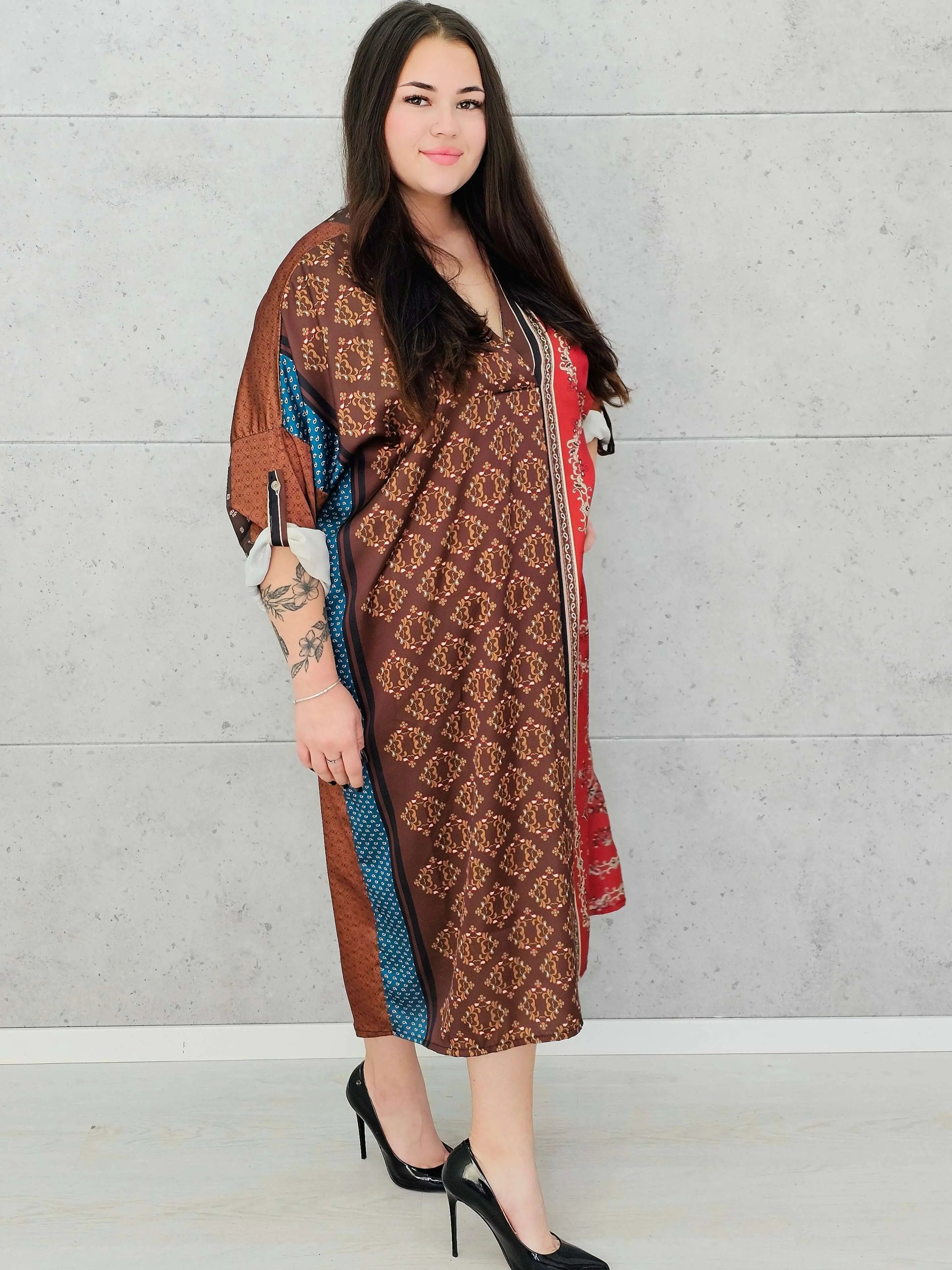 Sukienka w stylu boho z lekkiego materiał – moda dla kobiet plus size Stylowa XL