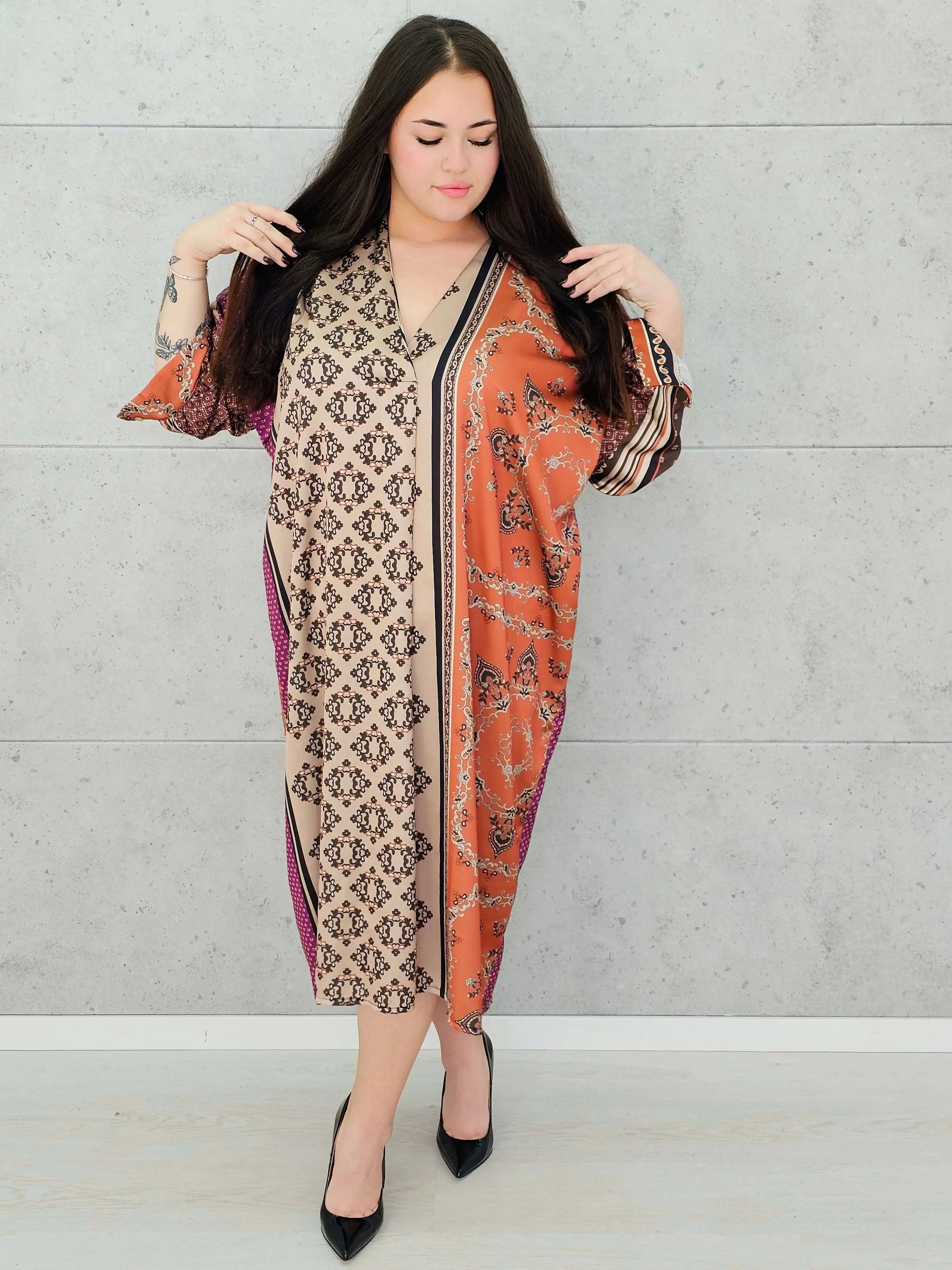 Sukienka w stylu boho z lekkiego materiał – moda dla kobiet plus size Stylowa XL