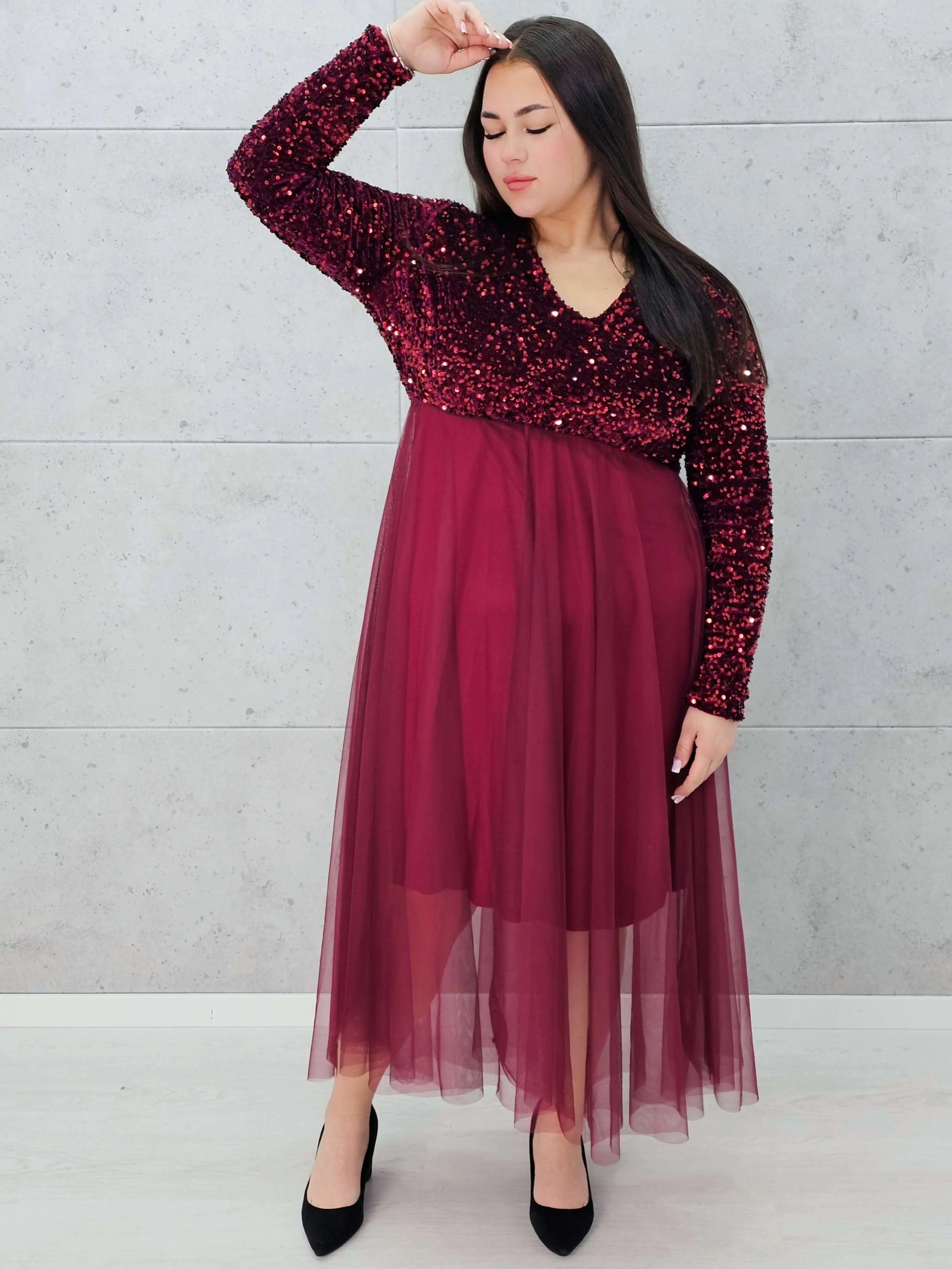 Sukienka wieczorowa z cekinową górą i tiulowym dołem Stylowa XL