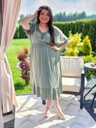 Sukienka  wstawkami haftu  - cztery kolory Stylowa XL