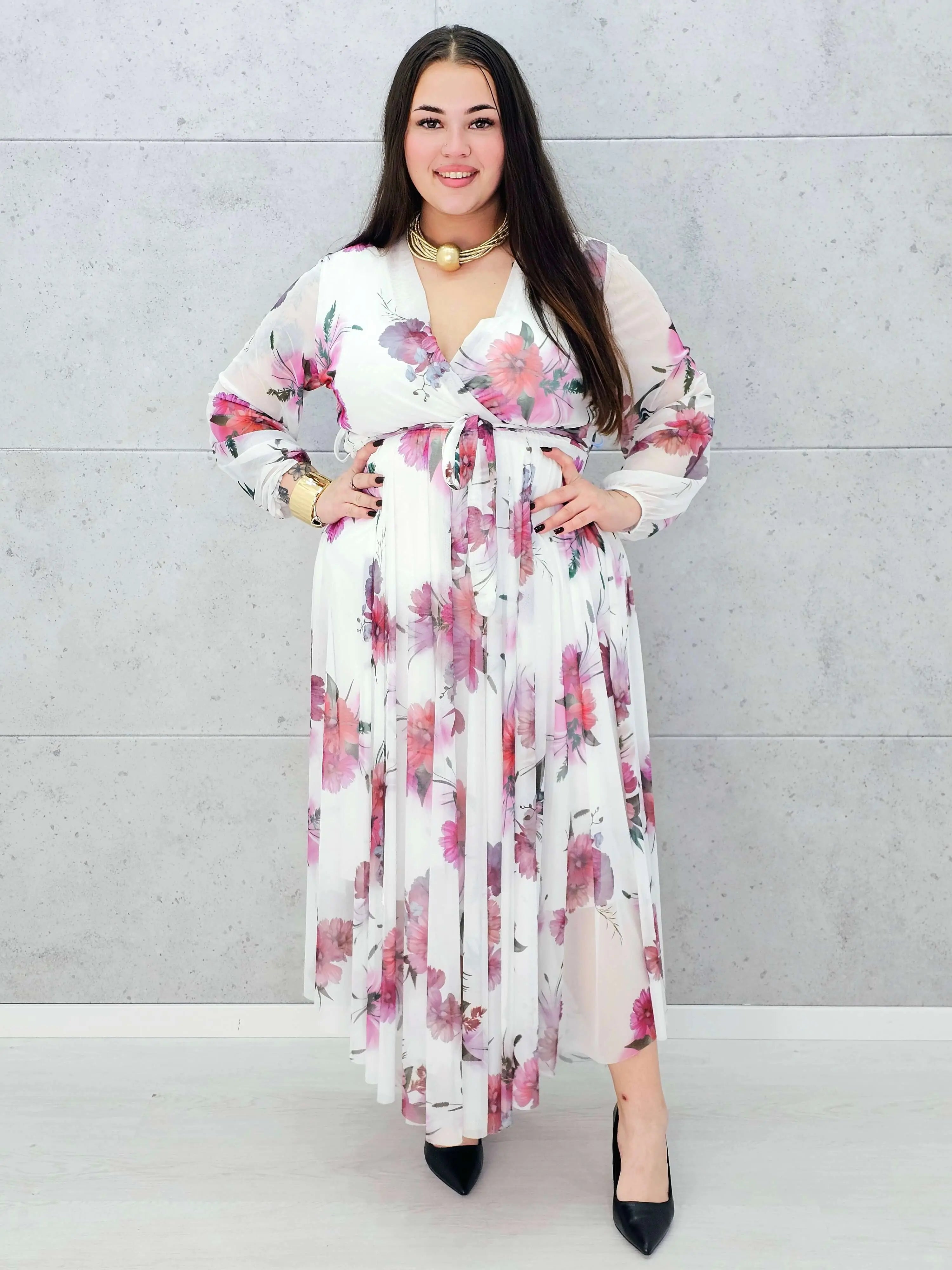 Sukienka z Siateczkowym Wykończeniem Plus Size StylowaXL – Romantyczna Elegancja i Lekkość Stylowa XL