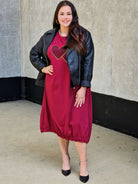 Sukienka z aplikacją serduszek Stylowa XL