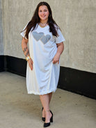 Sukienka z aplikacją serduszek Stylowa XL