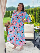 Sukienka z dekoltem V z gumka w tali , wzór po całości - dwa kolory Stylowa XL