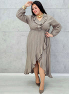 Sukienka z falbanką - Moda Plus Size - Stylowa XL