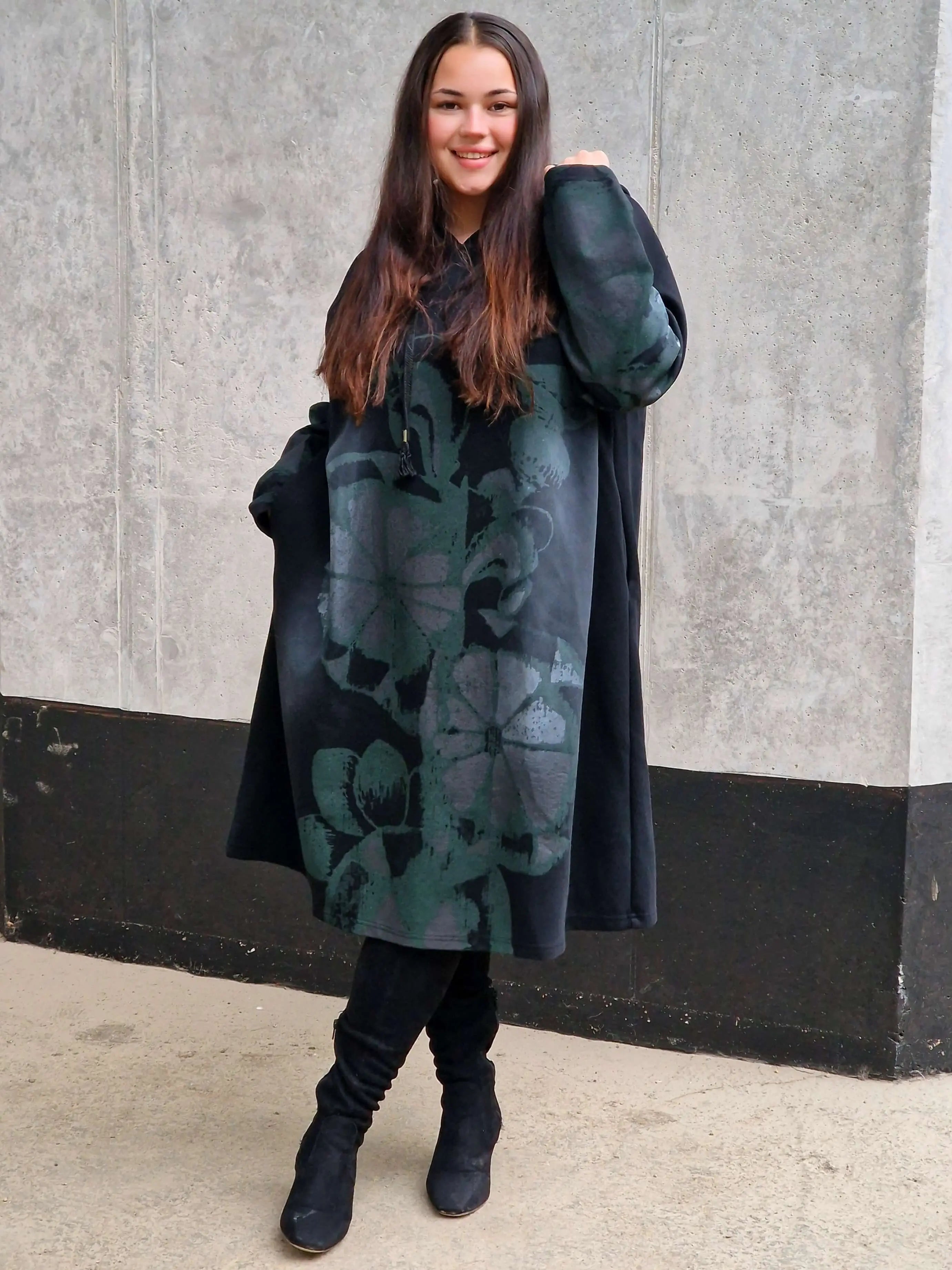 Sukienka z kapturem plus size – wygodna, stylowa i idealna na co dzień Stylowa XL