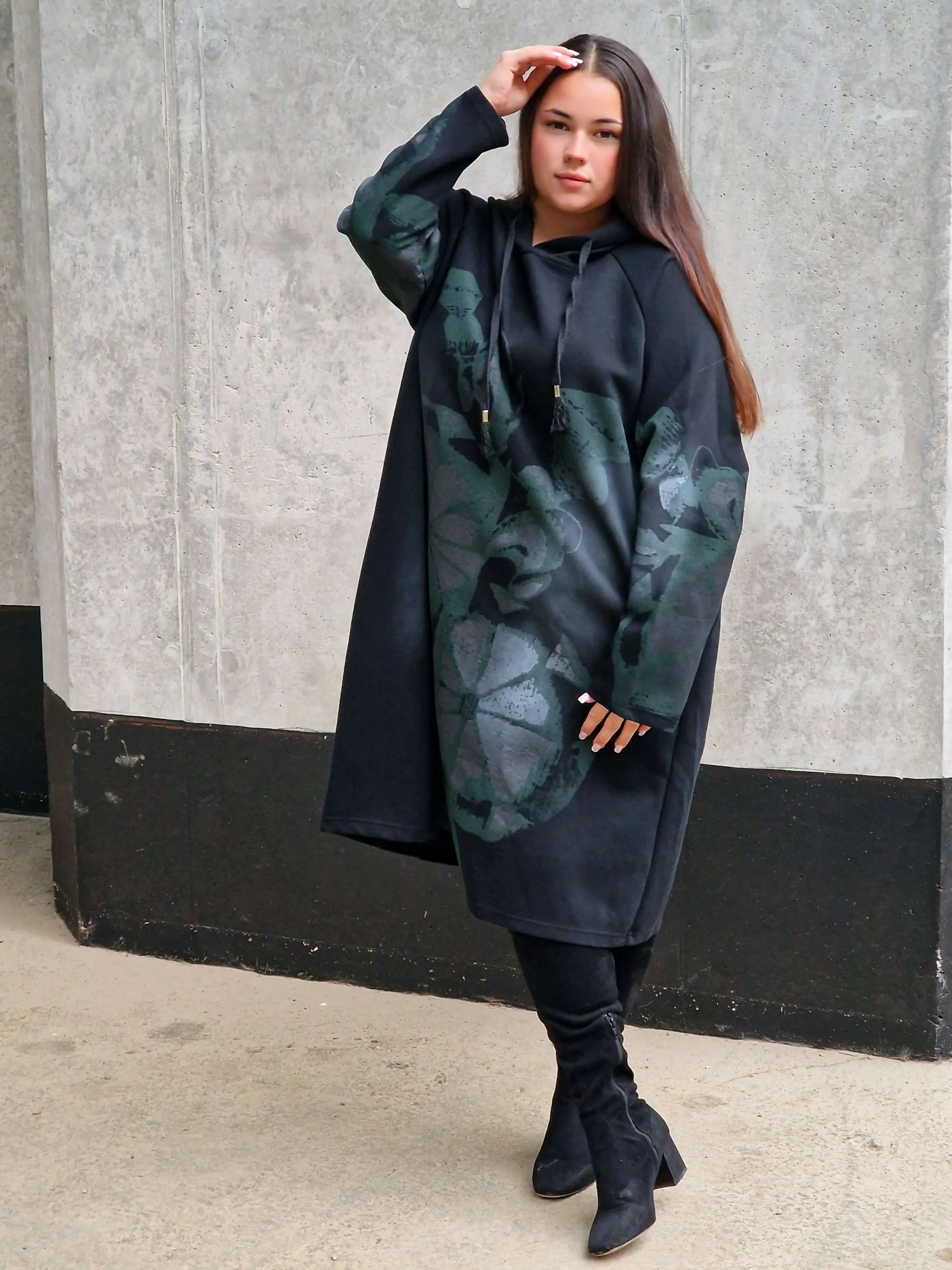 Sukienka z kapturem plus size – wygodna, stylowa i idealna na co dzień Stylowa XL