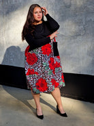 Sukienka z kwiatowym printem i kieszenią Stylowa XL