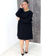 Sukienka z ozdobnym łańcuszkiem na plecach Stylowa XL