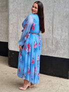 Sukienka z siateczkowym wykończeniem - trzy kolory Stylowa XL