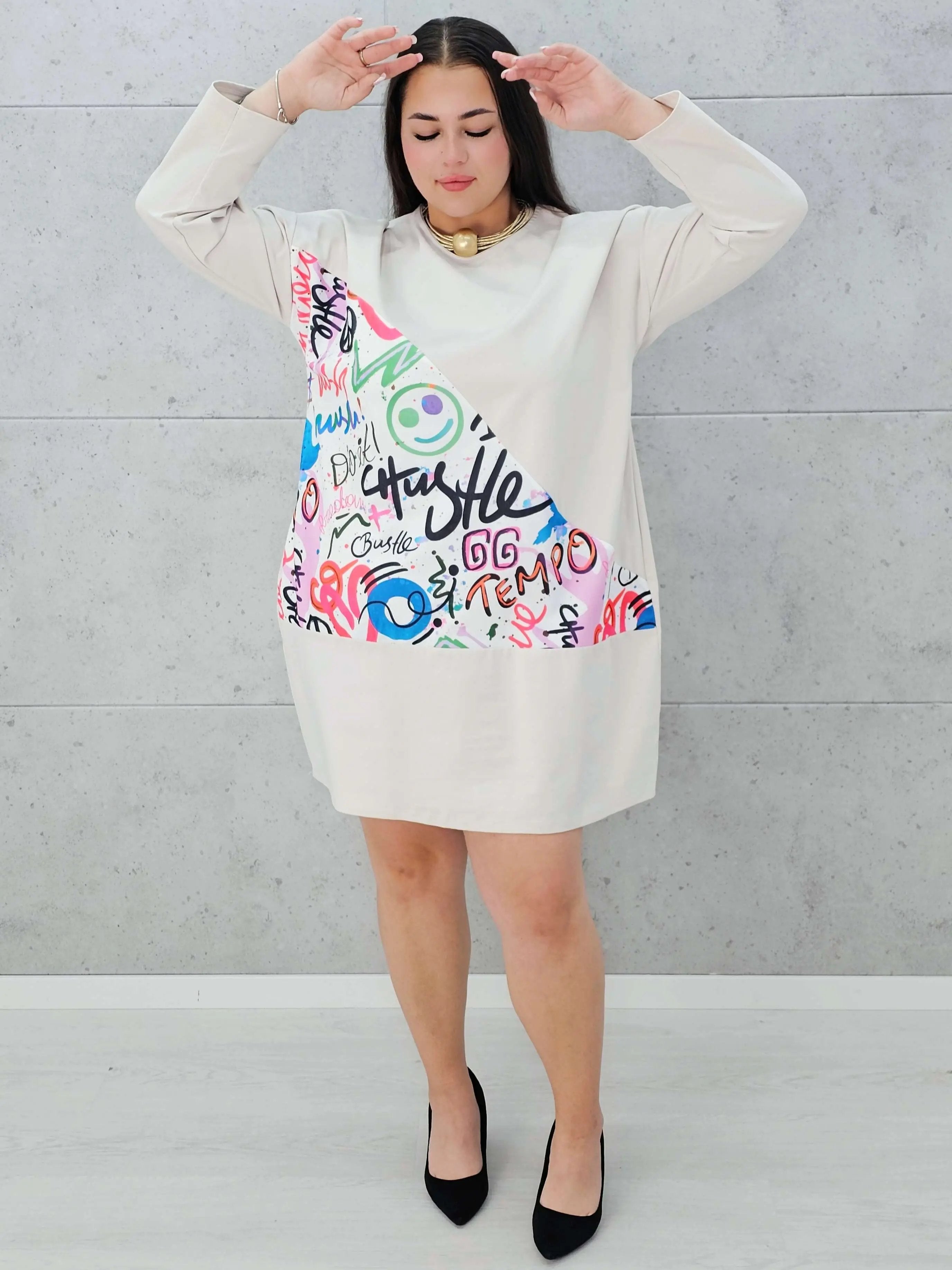 Sukienka z wstawką na przodzie Stylowa XL