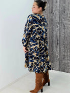 Sukienka z wzorem , wiązanie przy dekolcie - trzy kolory Stylowa XL