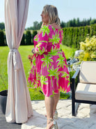 Sukienka z wzorem w kwiaty Stylowa XL