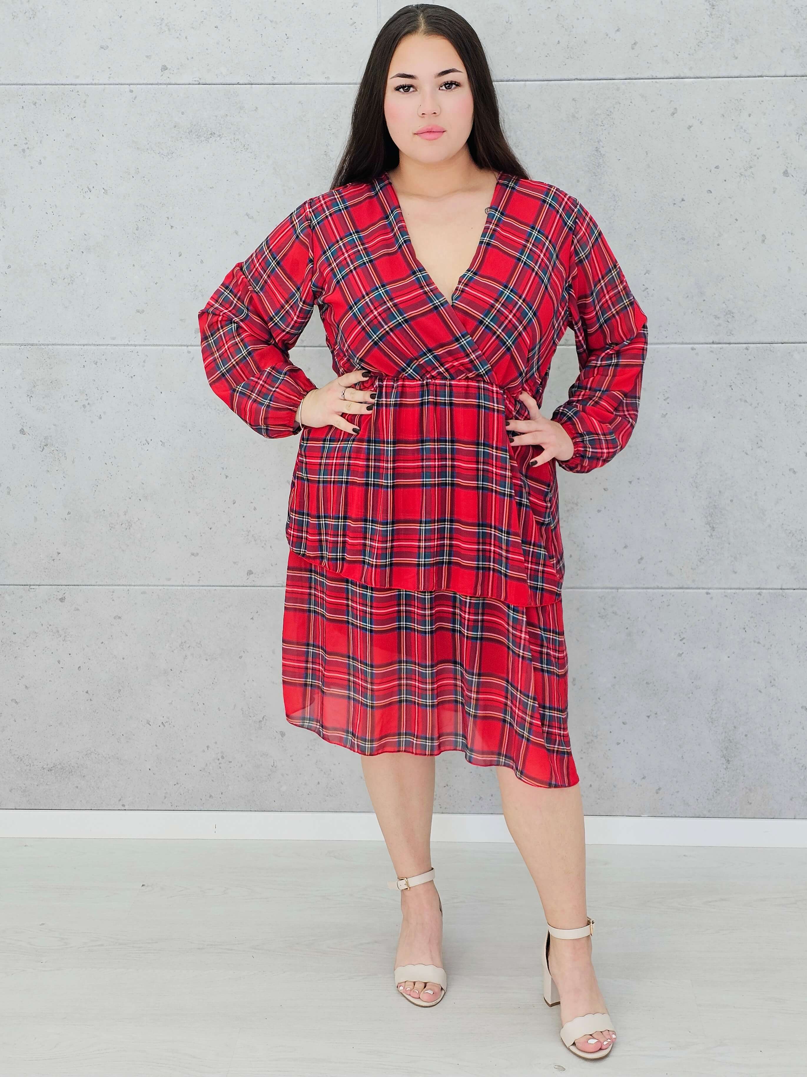 Sukienka w kratę plus size z dekoltem kopertowym Stylowa XL