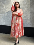 Sukienka, która podkreśli Twoje piękno - dwa odcienie Stylowa XL