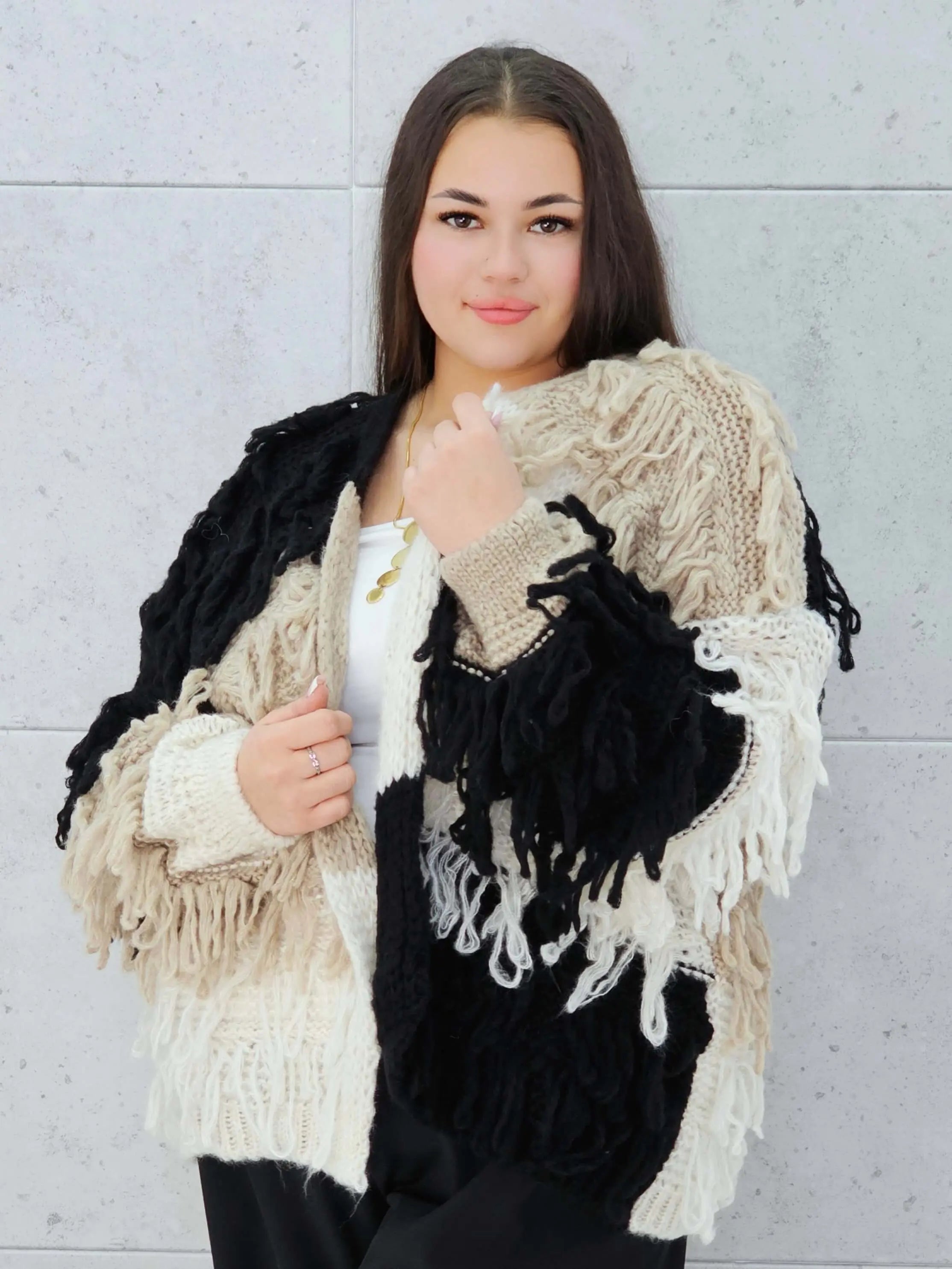 Sweter plus size – ciepły, stylowy i idealnie dopasowany do kobiecej sylwetki Stylowa XL