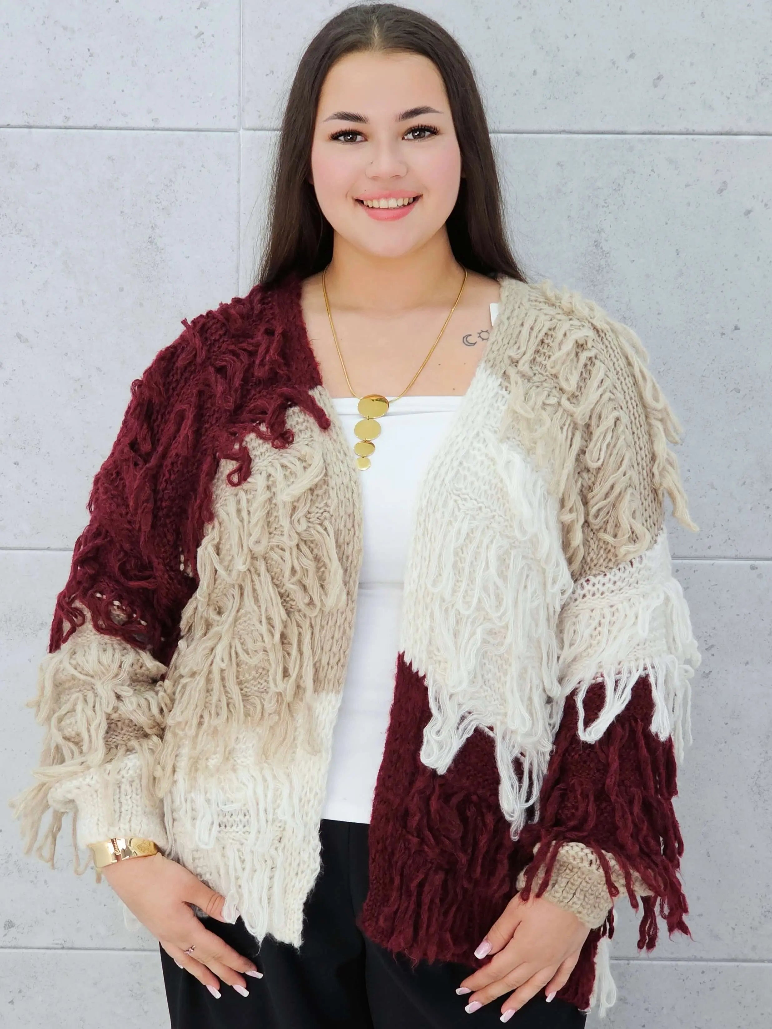 Sweter plus size – ciepły, stylowy i idealnie dopasowany do kobiecej sylwetki Stylowa XL