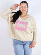 Sweter plus size z aplikacją J’adore – modny i kobiecy wybór. Stylowa XL