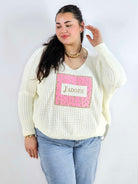 Sweter plus size z aplikacją J’adore – modny i kobiecy wybór. Stylowa XL
