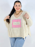 Sweter plus size z aplikacją J’adore – modny i kobiecy wybór. Stylowa XL