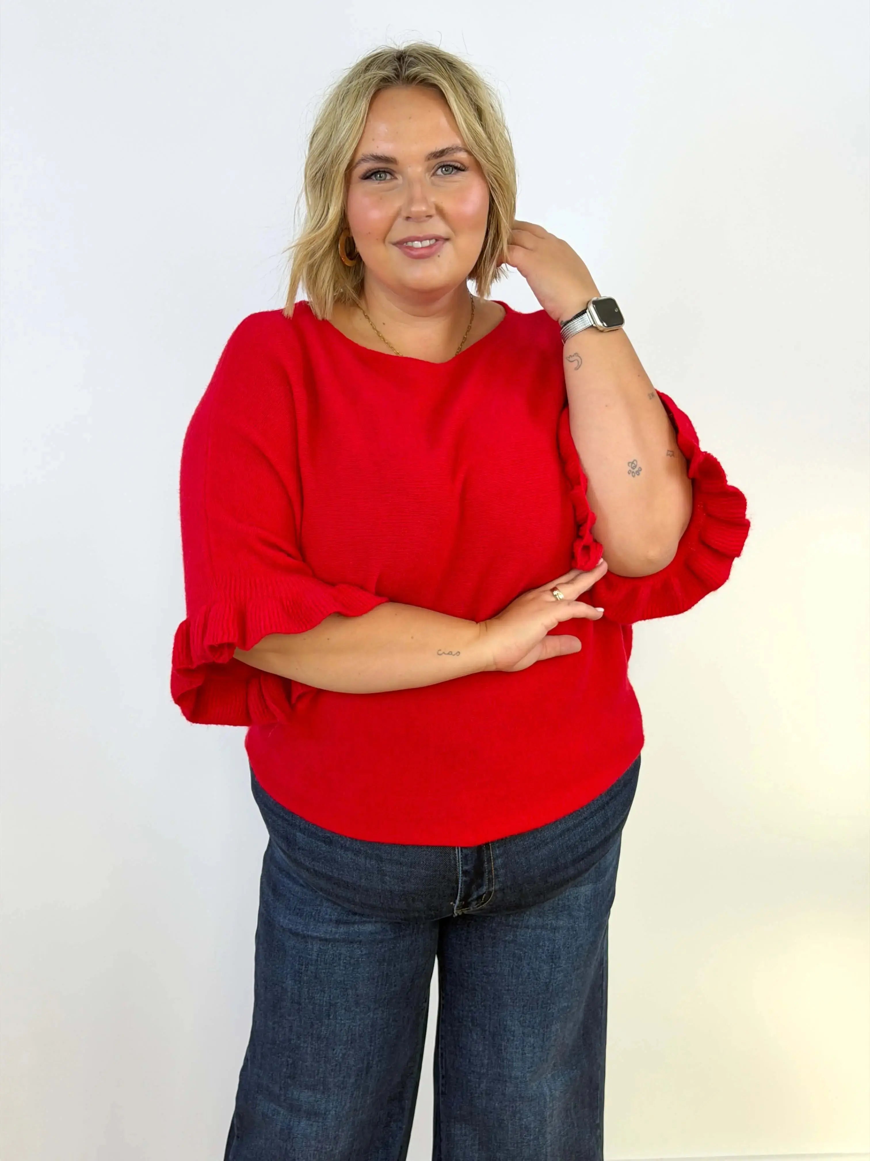 Sweter plus size z falbanką przy rękawach Stylowa XL