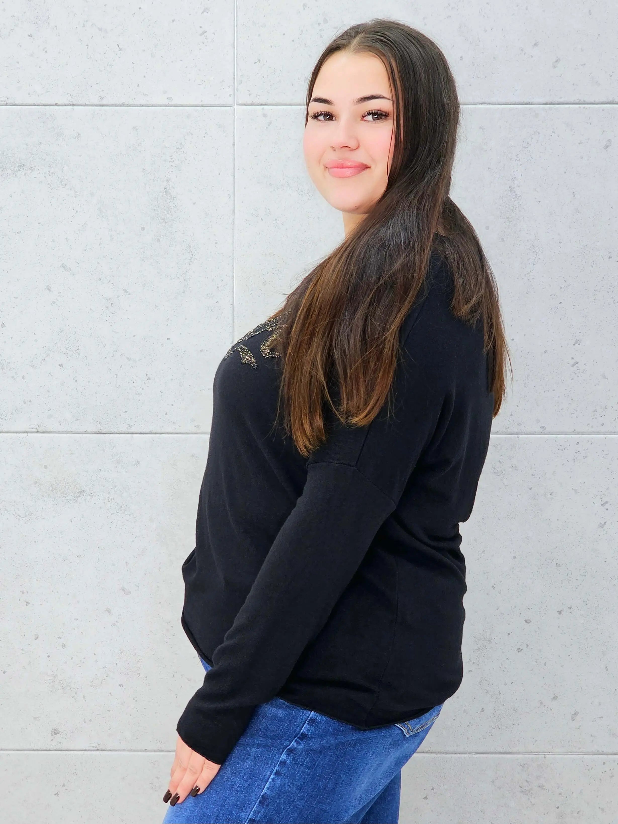 Sweter z Dekoltem w Serek i Napisem "Love" Stylowa XL