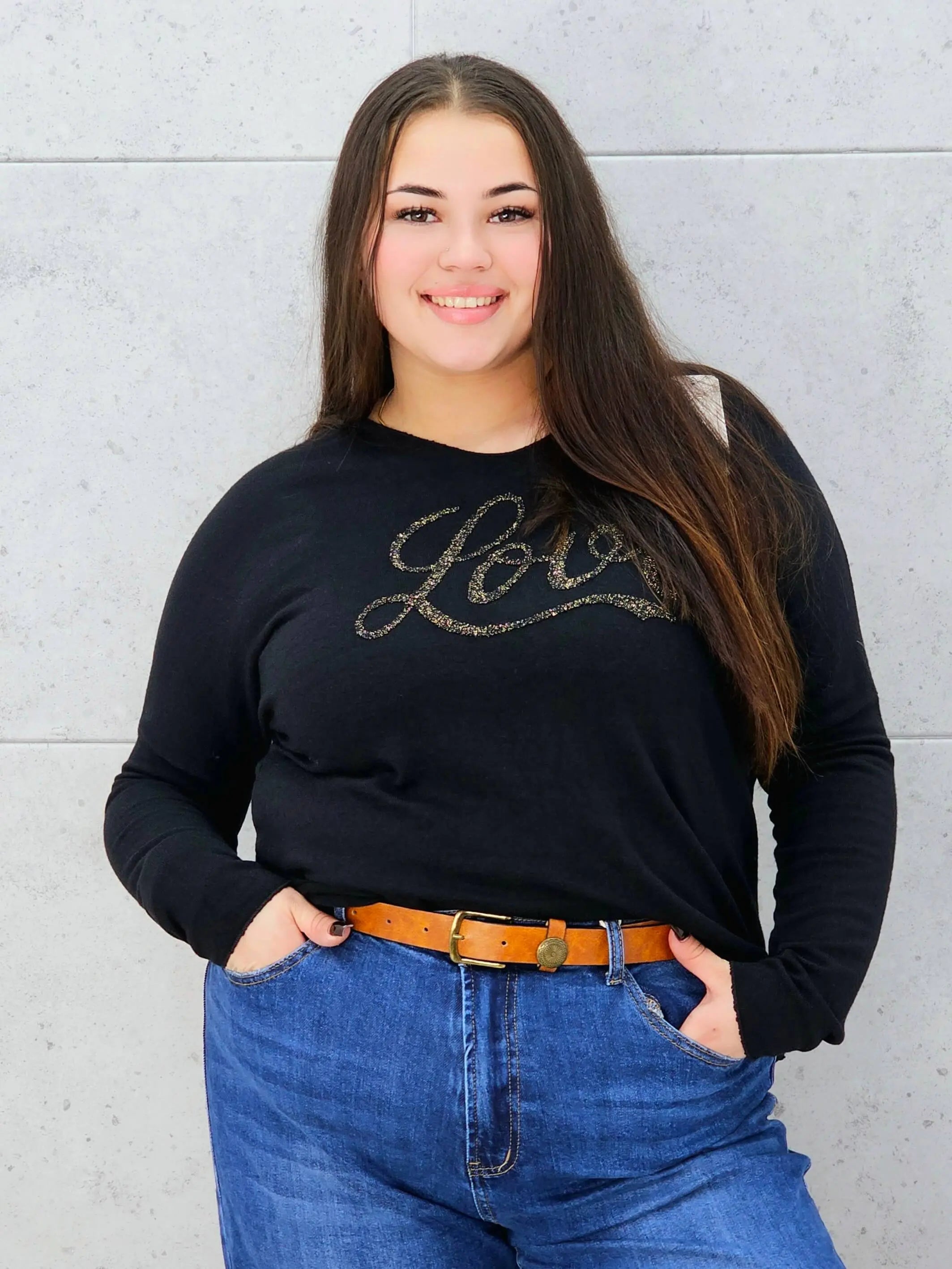 Sweter z Dekoltem w Serek i Napisem "Love" Stylowa XL