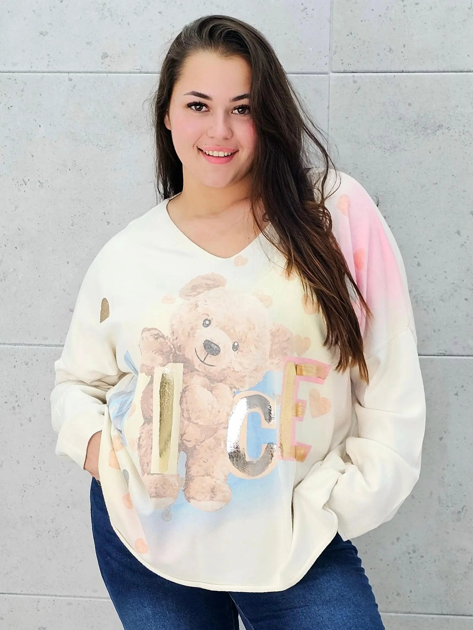 Sweter z aplikacja misia Stylowa XL