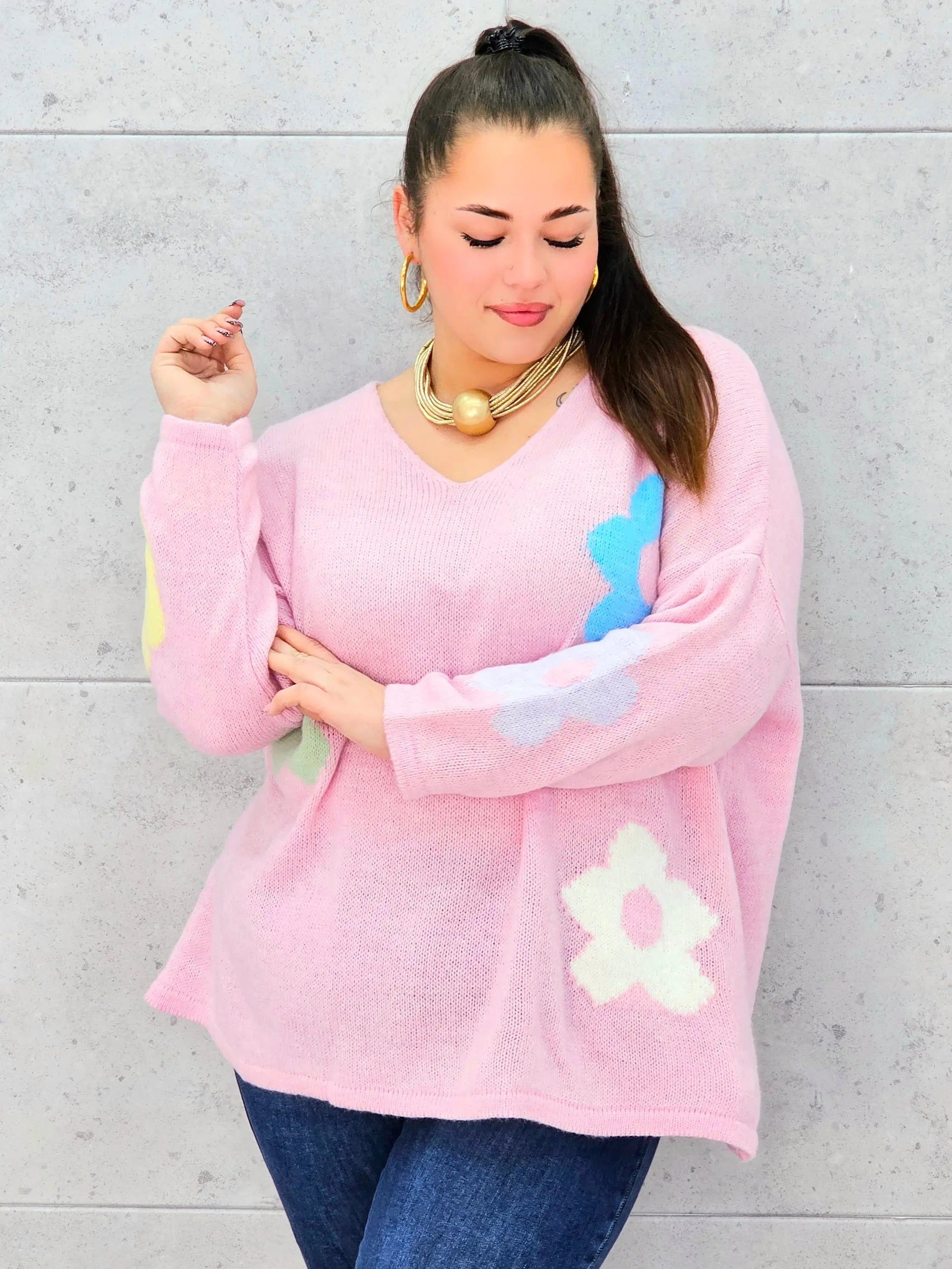 Sweter z kwiatami na przodzie Stylowa XL