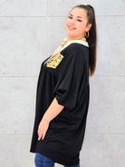 Tunika plus size z ozdobną złotą kieszenią – elegancja i komfort dla kobiet XXL Stylowa XL
