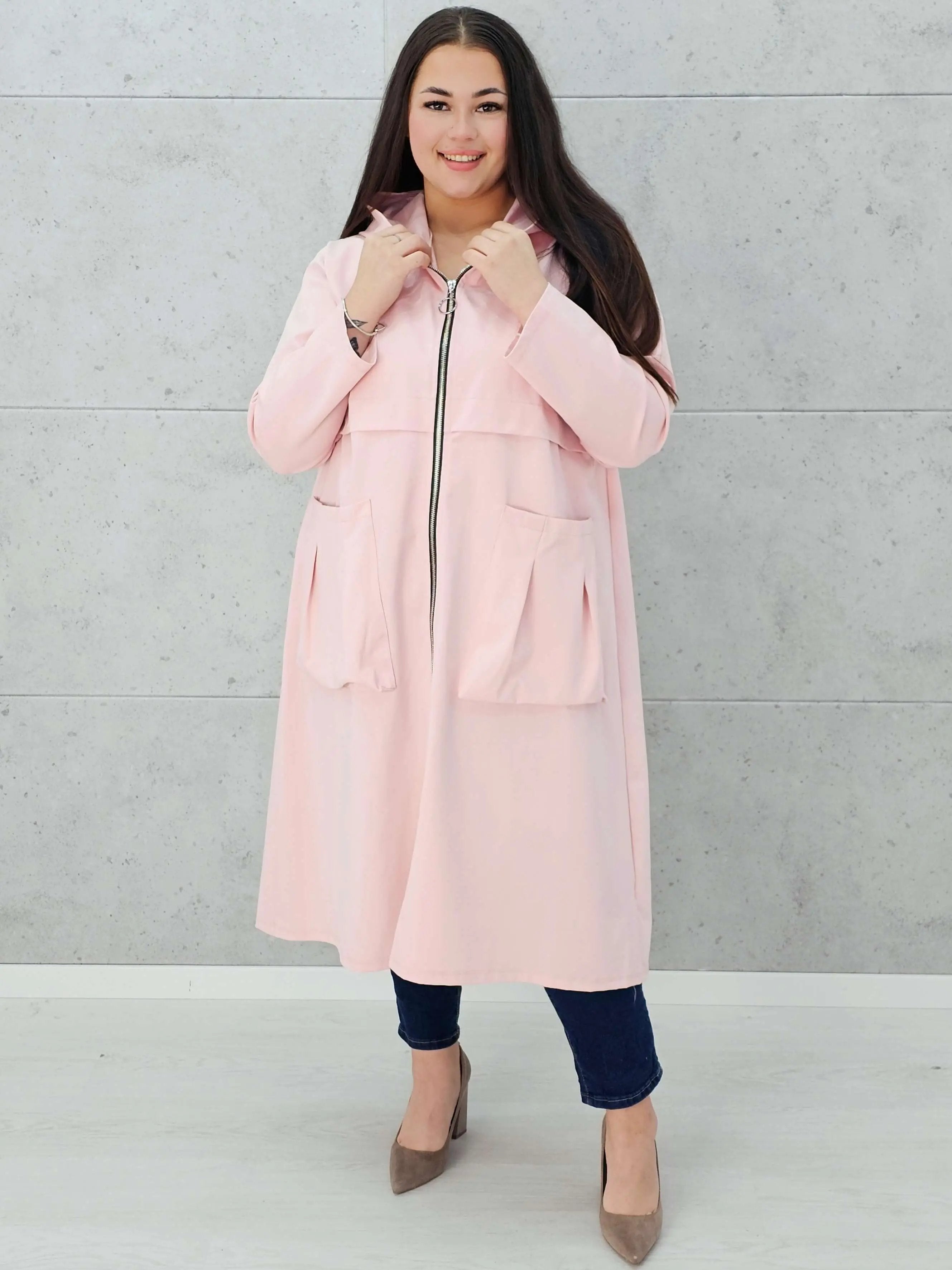 Wiosenna lekkość – płaszcz, który zachwyca stylem Stylowa XL