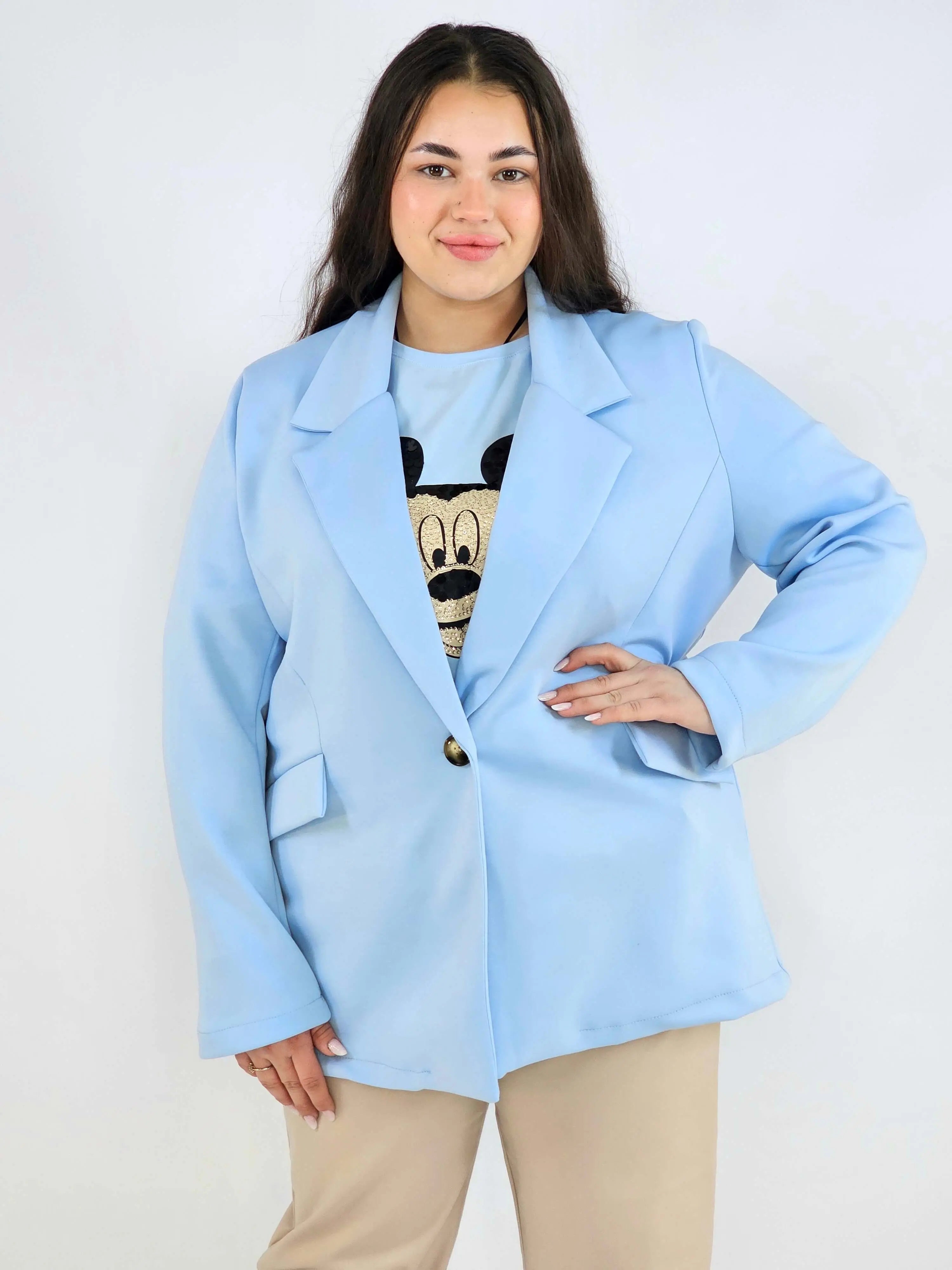 Żakiet plus size o klasycznym kroju – wygodny i stylowy Stylowa XL