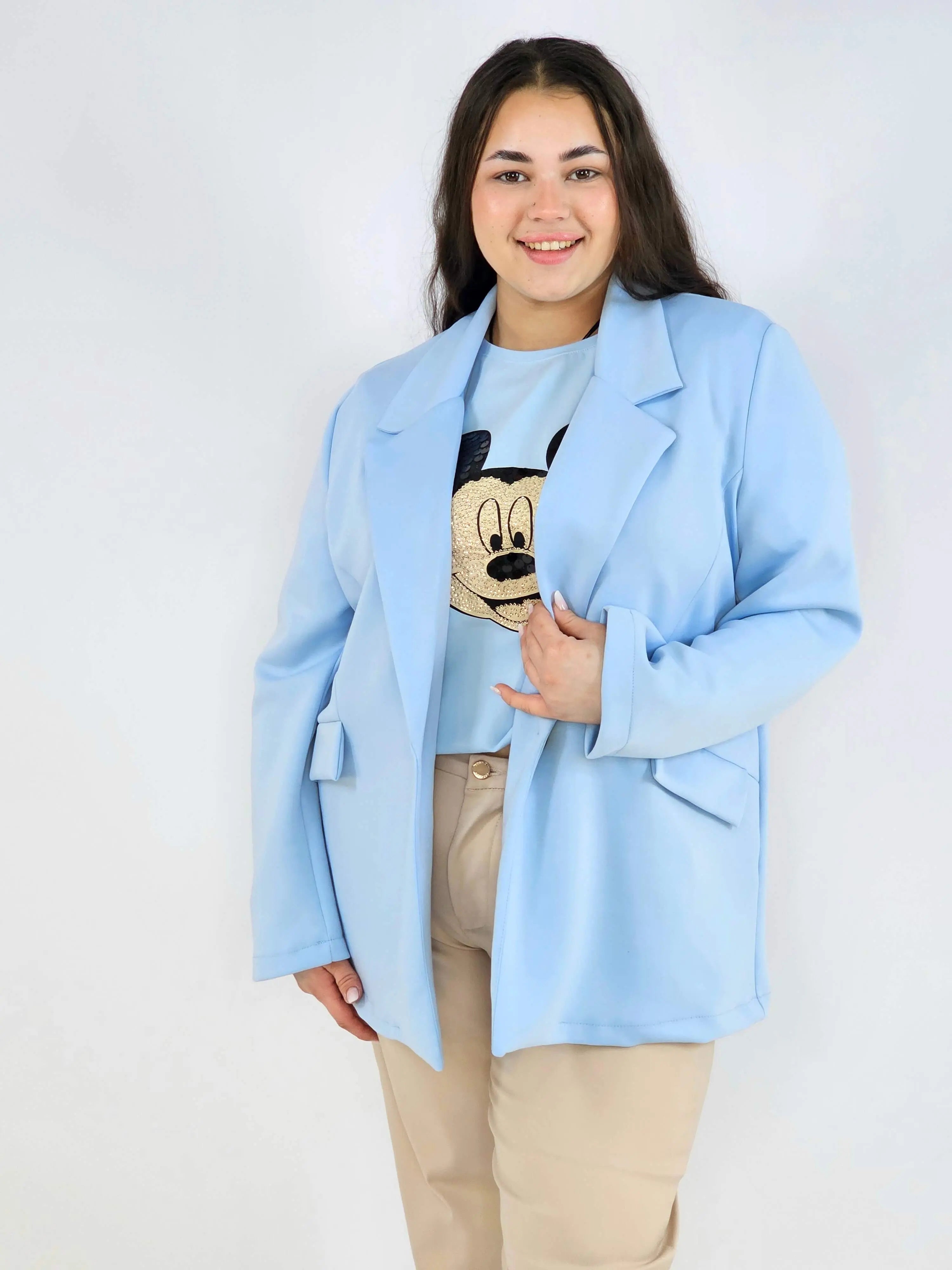 Żakiet plus size o klasycznym kroju – wygodny i stylowy Stylowa XL