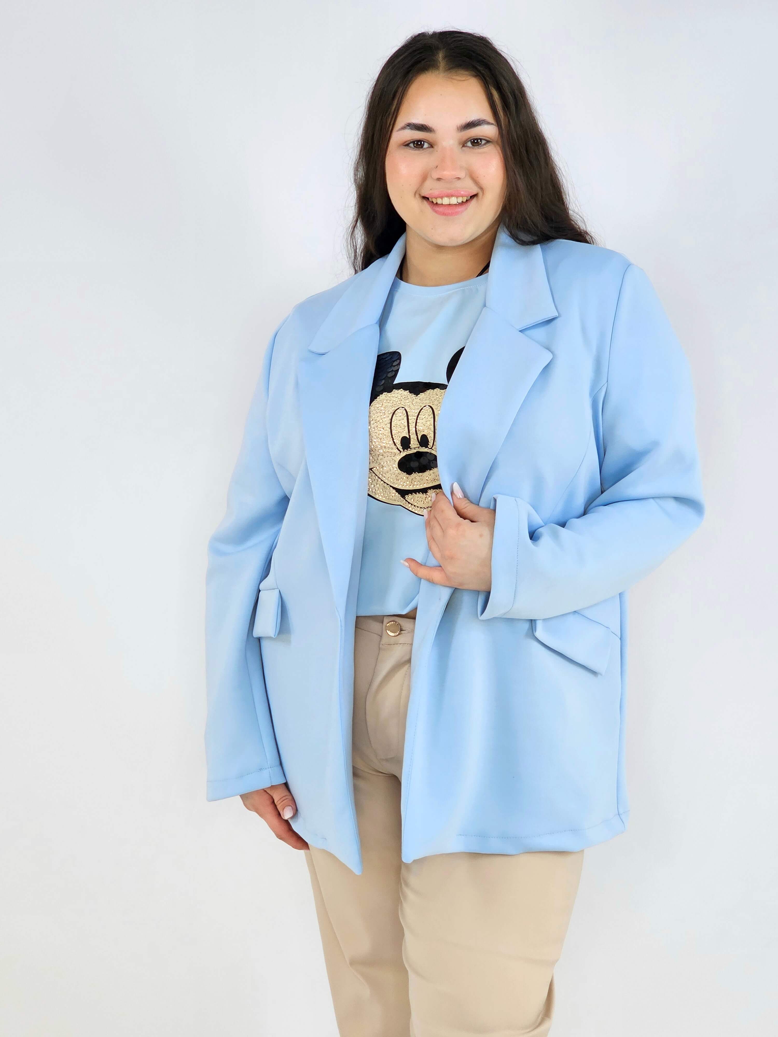 Żakiet plus size o klasycznym kroju – wygodny i stylowy Stylowa XL